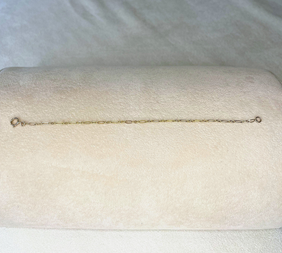 Erin Bracelet, Yellow gold